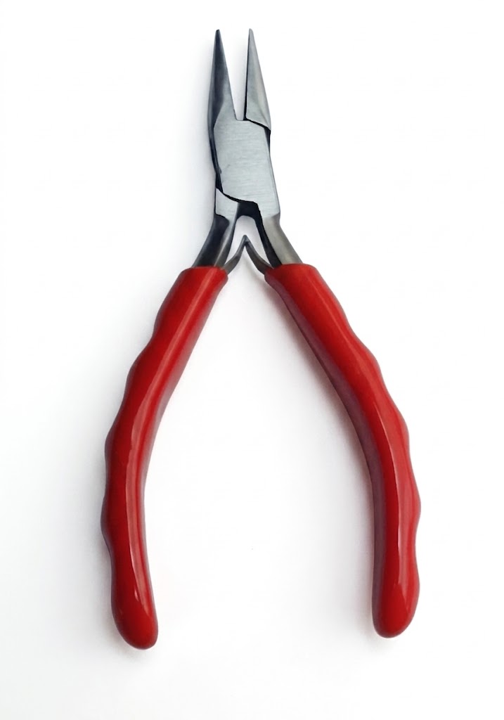CHAIN NOSE PLIER